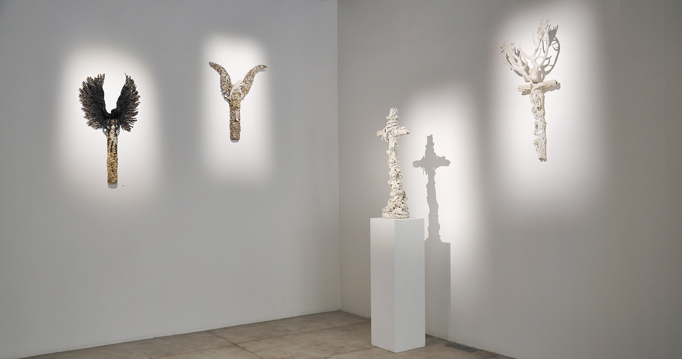 Vue de l'exposition "L'Impermanence" de Catherine Wilkening et Jean-Christophe Ballot © Loo & Lou Gallery