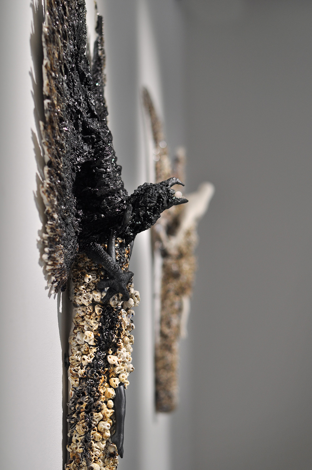 Vue de l'exposition "L'Impermanence" de Catherine Wilkening et Jean-Christophe Ballot © Loo & Lou Gallery