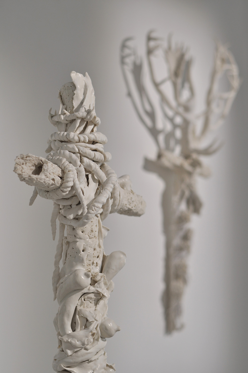 Vue de l'exposition "L'Impermanence" de Catherine Wilkening et Jean-Christophe Ballot © Loo & Lou Gallery