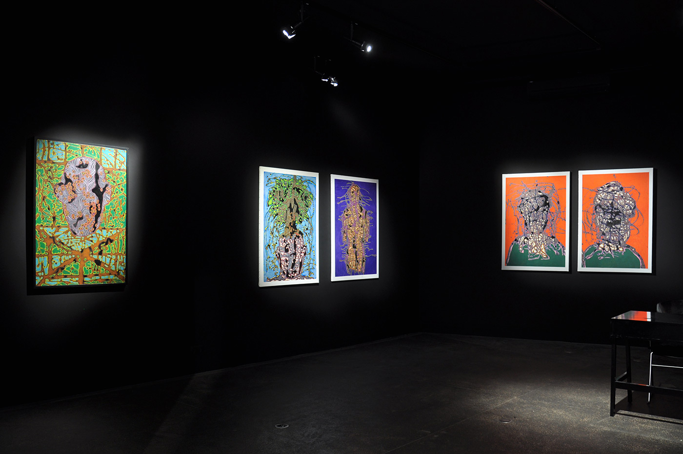 Vue de l'exposition à la Loo & Lou Gallery George V, ©Loo&Lou Gallery