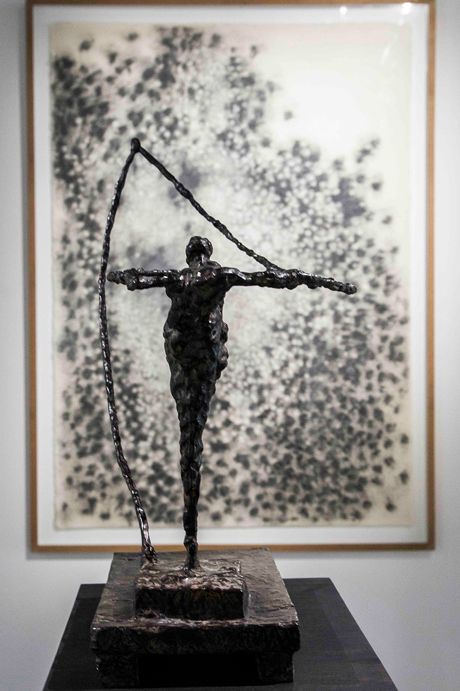 Vue de l'exposition Incarnations, dessins et sculptures, présenté lors d'Incarnation © Loo & Lou Gallery