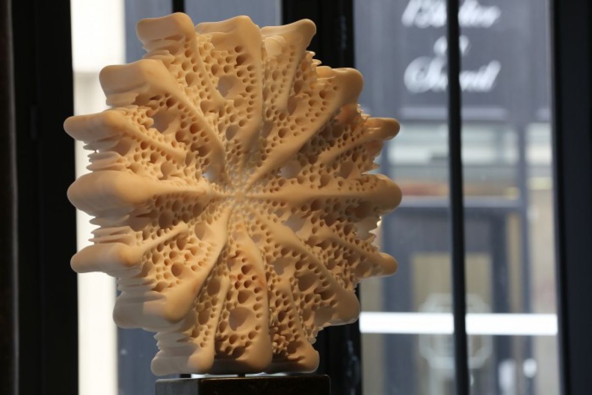 Matthias Contzen, Star 1200, marble, 64x64x20 cm, 2015, © Matthias Contzen.