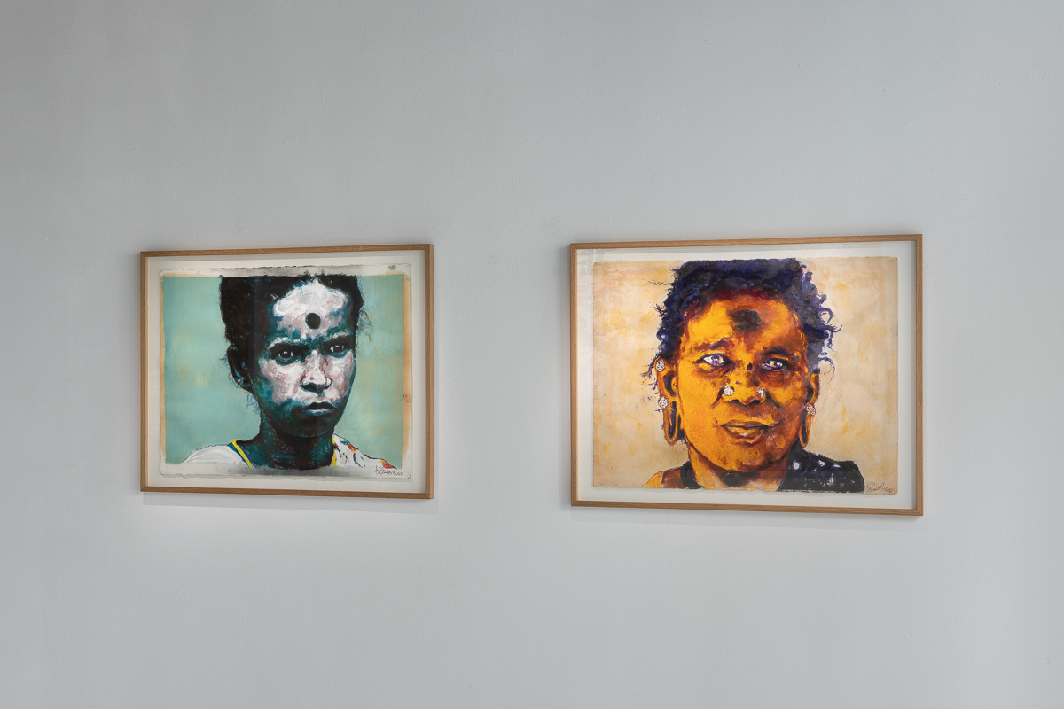 Vue de l'exposition "Les Années Indiennes 2000 - 2010" - "Indigo" et "Turmeric"