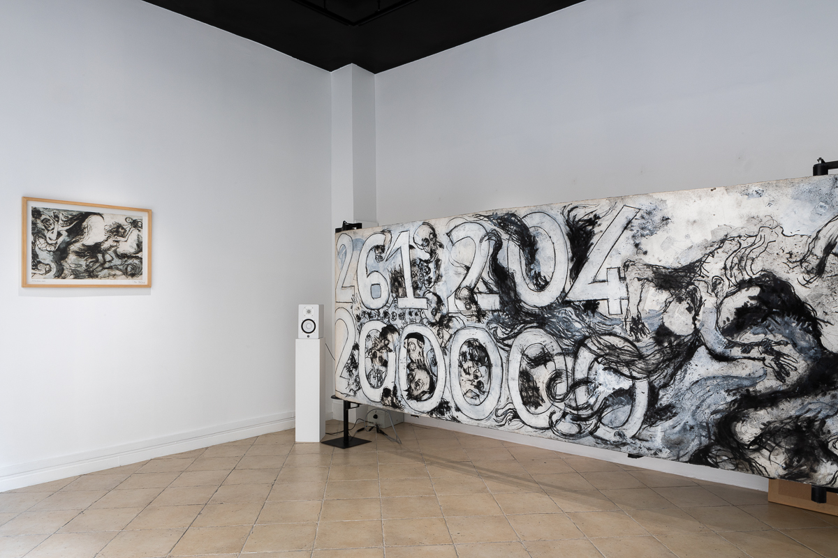 Vue de l'exposition "Les Années Indiennes 2000 - 2010" - "Tsunami"