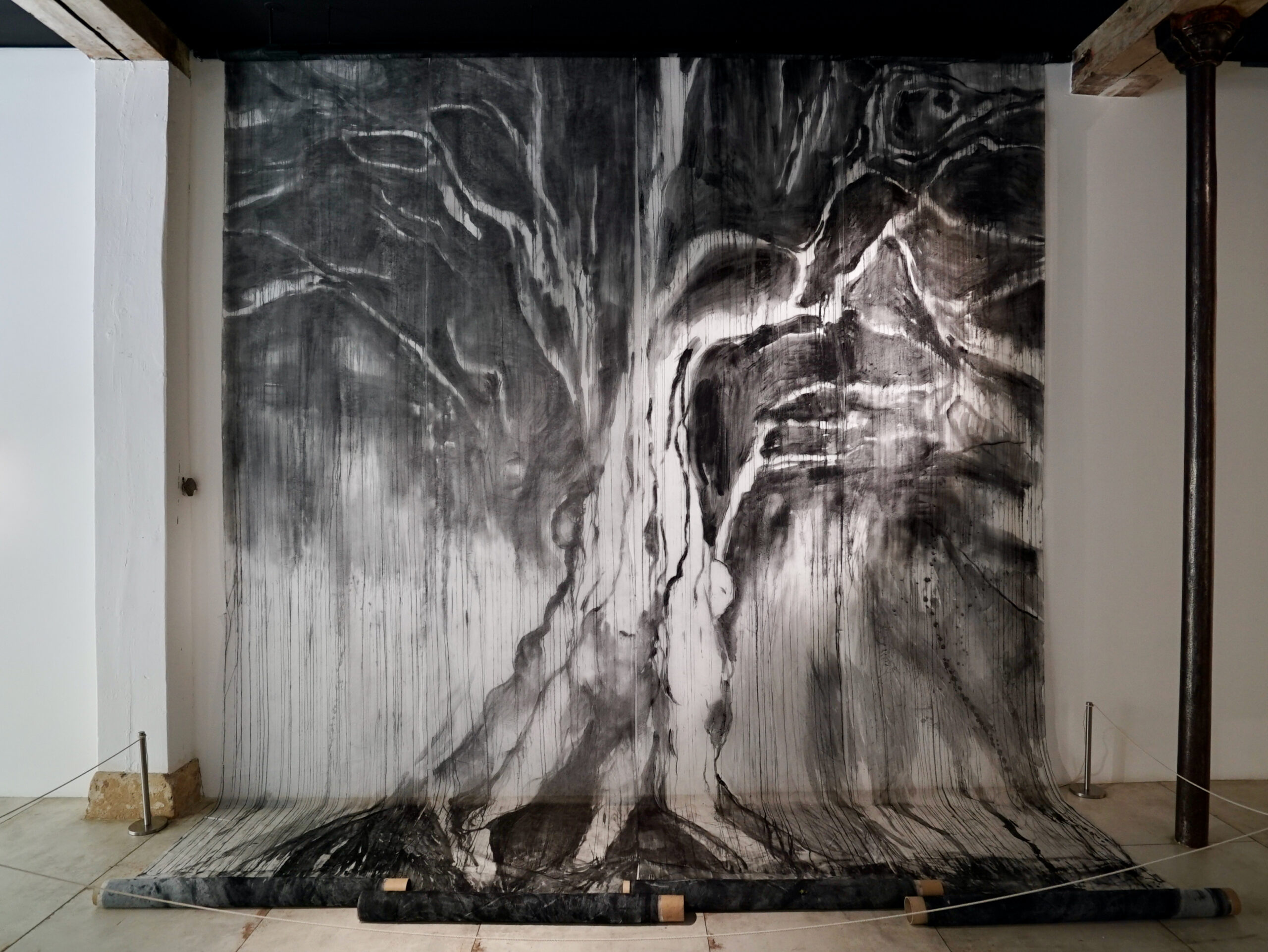 Vue de l'exposition "Charbon" | © François Benichou-Mahé