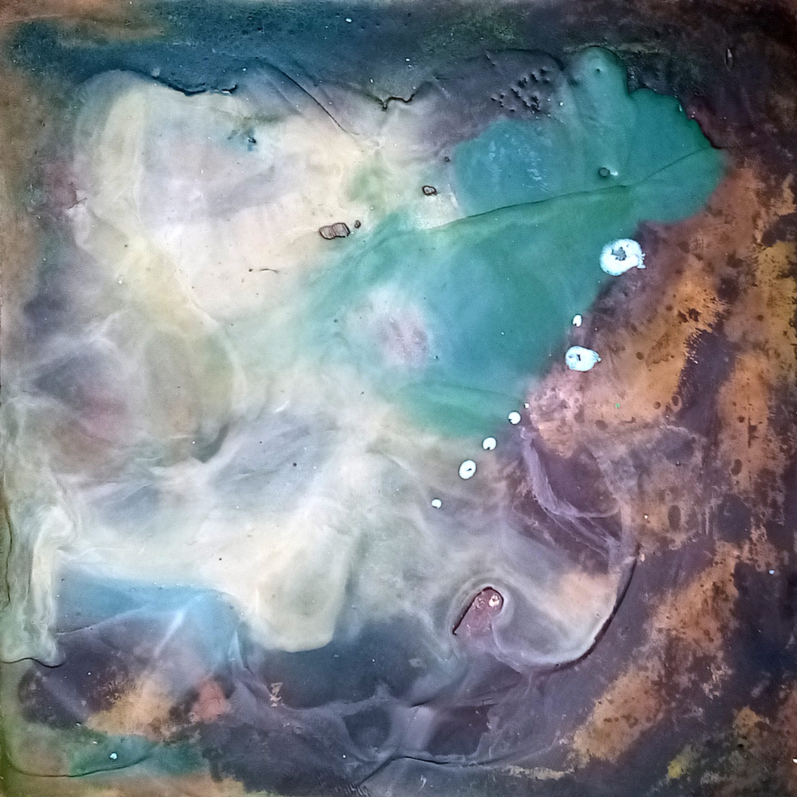 Sédiments #11, Peinture à l'encaustique sur cuivre oxydé, 13,5 x 13,5 cm | © Xavier Servas